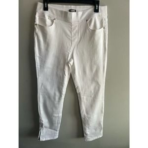 Martha Stewart White Jeans Stretch Waist band and pockets Size 12P Skinny